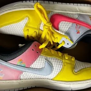 Nike | Shoes | Nike Sb Dunk Low Be True Colorway  display picture 2